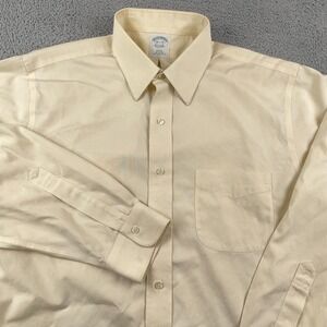 Brooks Brothers Dress Shirt Mens 16.5 34 Ivory Slim Fit Non Iron Cotton Pocket